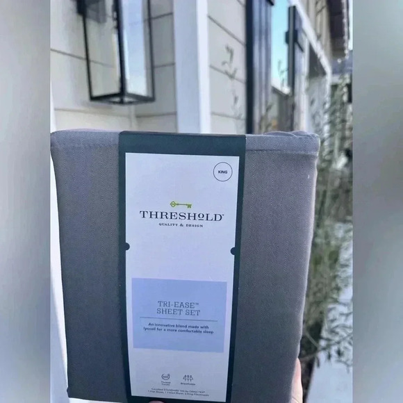 NWT King Tri-Ease Printed Pattern Sheet Set Gray Herringbone-Threshold - Picture 3 of 5